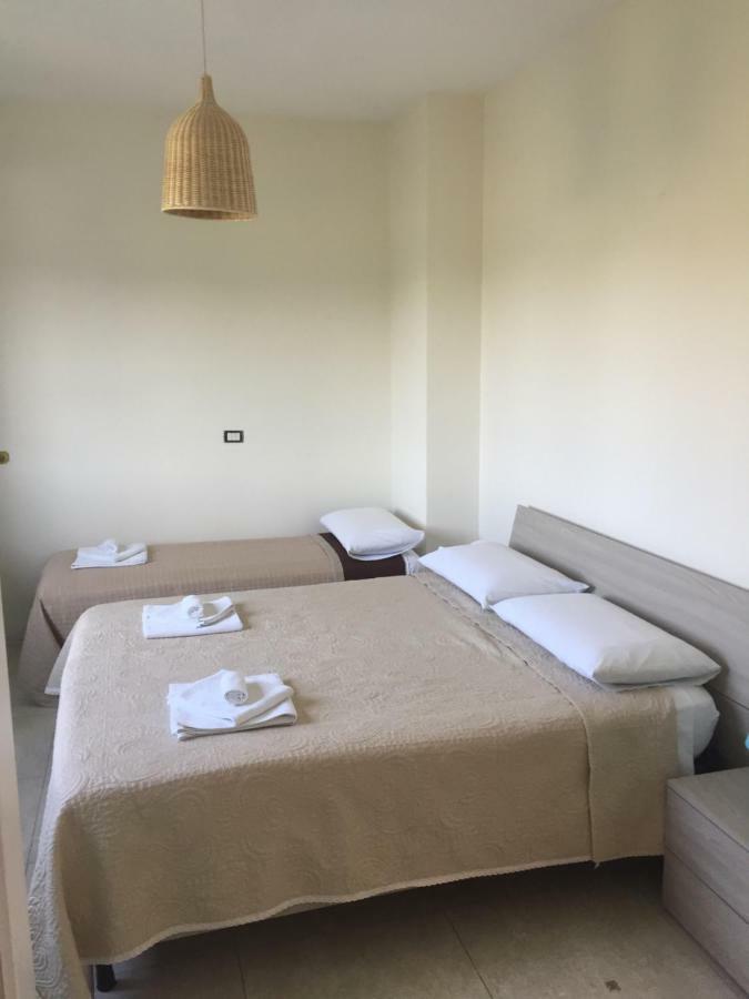 فيوميتشينو Bed&Breakfast Riccio&Lella المظهر الخارجي الصورة
